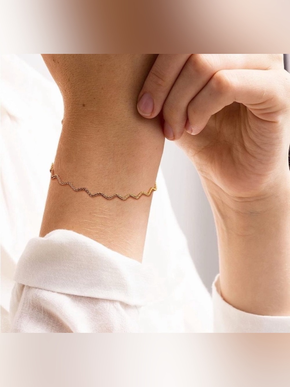 18k Gold Plated Wave Chain Bracelet – Dainty Minimalist Design